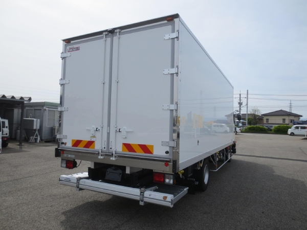 日野レンジャー冷蔵冷凍車ゲート付|中古トラックの販売・買取・査定のアイナビ