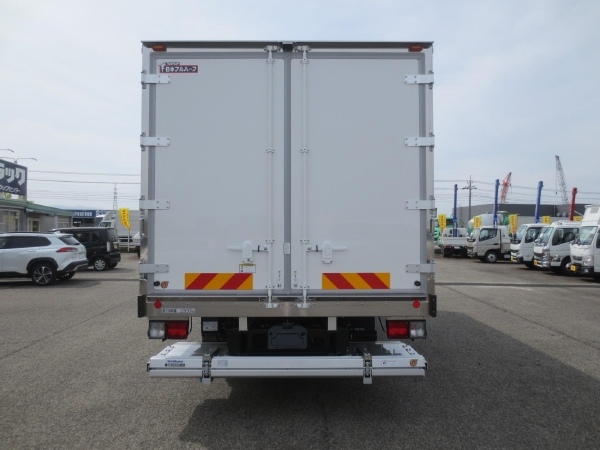 日野レンジャー冷蔵冷凍車ゲート付|中古トラックの販売・買取・査定のアイナビ