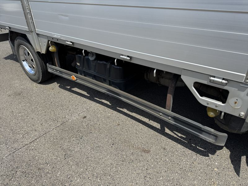 家畜運搬車　積載3.5t|中古トラックの販売・買取・査定のアイナビ