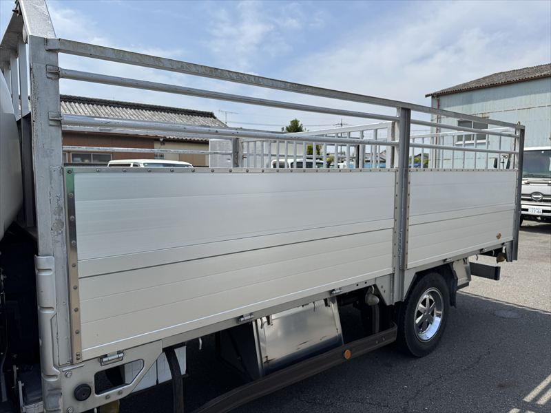 家畜運搬車　積載3.5t|中古トラックの販売・買取・査定のアイナビ