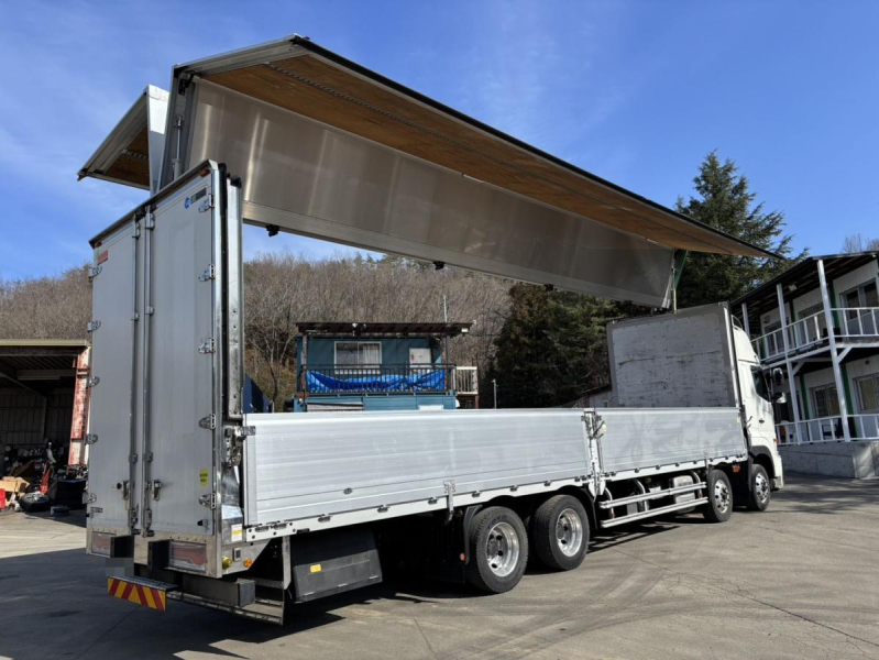 R2年式 ワンオーナー・融雪仕様・ハイルーフ 車検付 7MT|中古トラックの販売・買取・査定のアイナビ