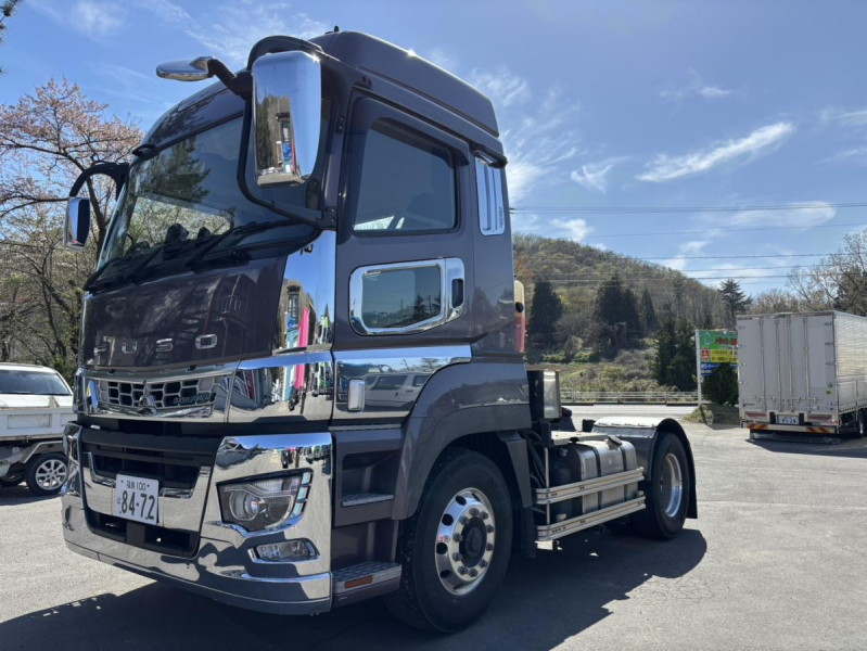 R4Sグレートトラクタハイルーフ実走12.3万km|中古トラックの販売・買取・査定のアイナビ