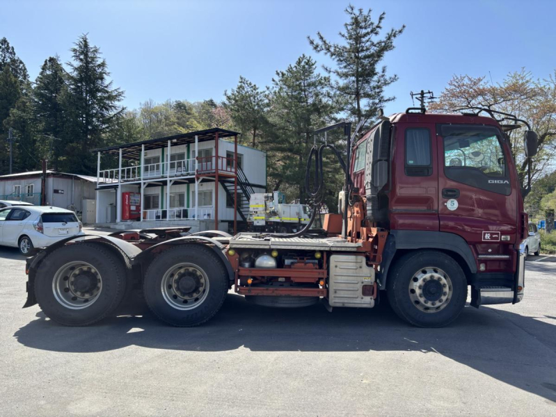 H25ギガ2デフ ユーザー買取車 ハイロー8速 車検付|中古トラックの販売・買取・査定のアイナビ