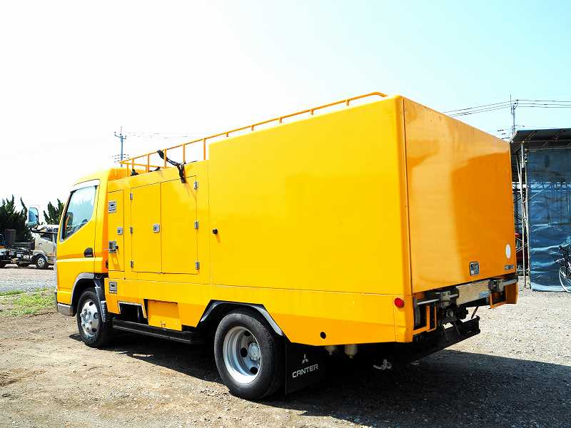 三菱ふそうキャンターマルナカ製高圧洗浄車自動ホースリール|中古トラックの販売・買取・査定のアイナビ