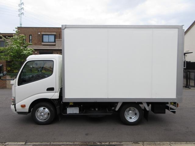 トヨタ バン車|中古トラックの販売・買取・査定のアイナビ