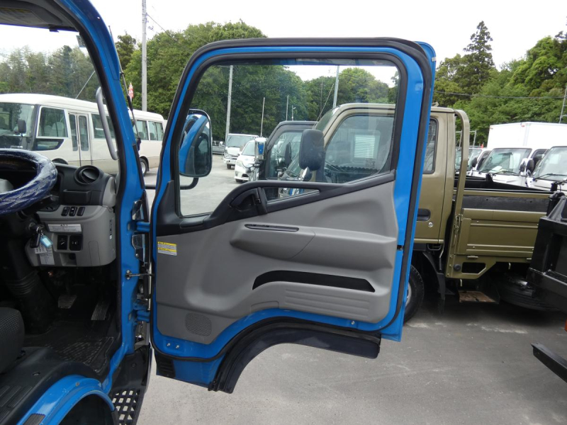 H282トン マニュアル Wキャブ ETC260141|中古トラックの販売・買取・査定のアイナビ