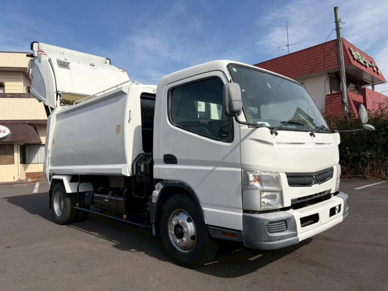 プレス式6.6立米連続スイッチ汚水タンク2.9トン積載ワイド幅|中古トラックの販売・買取・査定のアイナビ