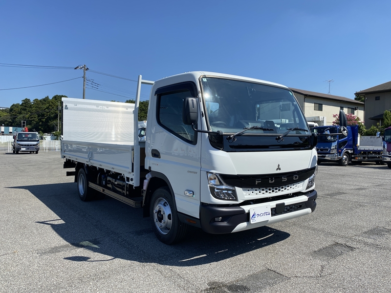 キャンター　ワイドロング　全低床　木製　マルチゲート付　積載3,500kg|中古トラックの販売・買取・査定のアイナビ