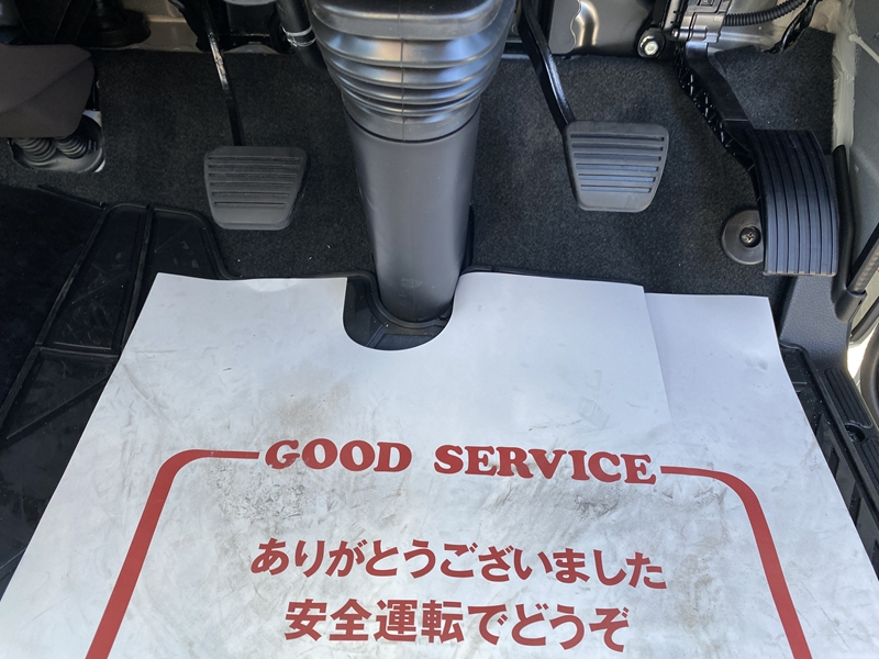 キャンター　ワイドロング　全低床　木製　マルチゲート付　積載3,500kg|中古トラックの販売・買取・査定のアイナビ