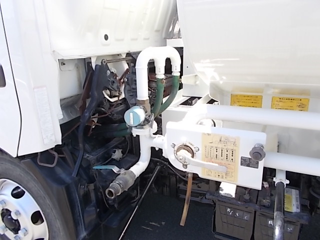デユトロ 前後散水車 PTO付|中古トラックの販売・買取・査定のアイナビ