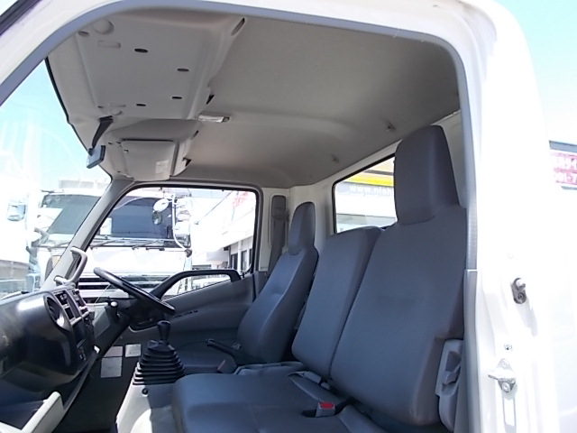 デユトロ 前後散水車 PTO付|中古トラックの販売・買取・査定のアイナビ