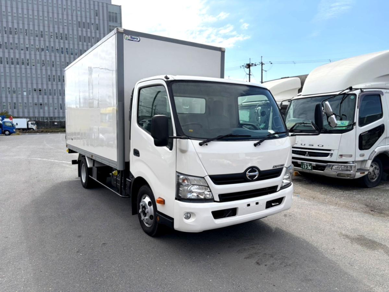 平成27年日野デュトロパネルバンワイドロングTKG-XZU710M|中古トラックの販売・買取・査定のアイナビ