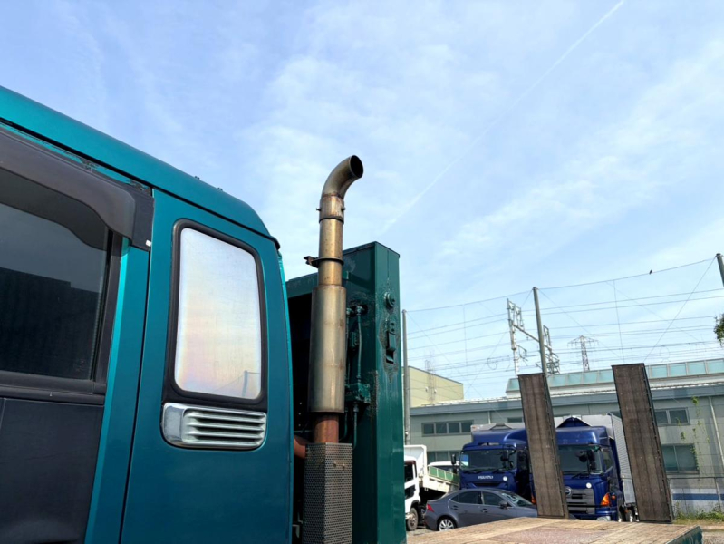 平成17年いすゞギガセルフローダー重機回送車PJ-CYZ51Q5J|中古トラックの販売・買取・査定のアイナビ
