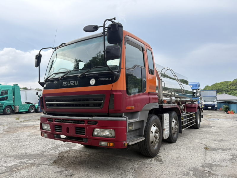 H18年式、ギガ、PTOポンプ付タンク車|中古トラックの販売・買取・査定のアイナビ