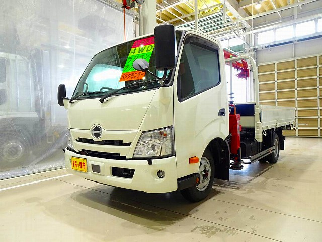 ユニック車の「ブーム」と「クレーン荷重」について解説！ | トラック