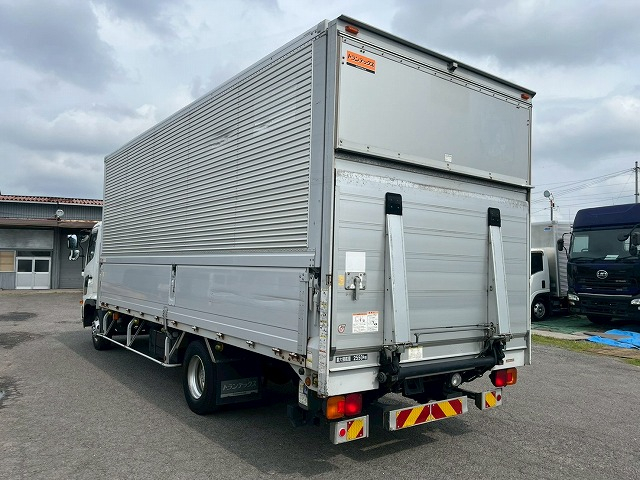 跳上式パワーゲート★6200×フルワイド★ベッド付★内高:241cm|中古トラックの販売・買取・査定のアイナビ