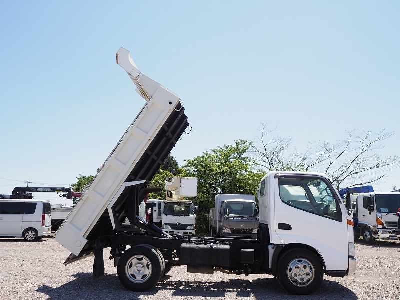 デュトロ 高床 極東Lゲートダンプ 積載3t|中古トラックの販売・買取・査定のアイナビ