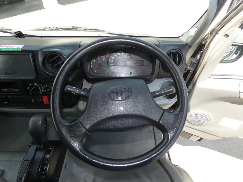 2トン アルミバン ディーゼル 260135|中古トラックの販売・買取・査定のアイナビ
