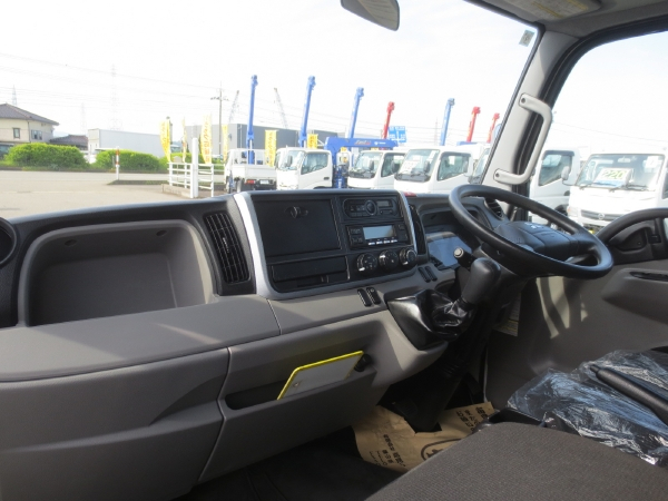 三菱キャンター低温冷蔵冷凍車|中古トラックの販売・買取・査定のアイナビ