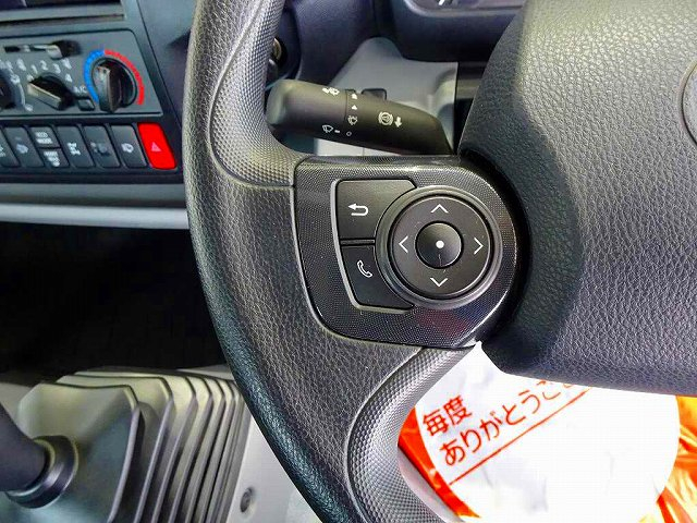デュトロ3t4WD高床ワイドロングユニック4段クレーン未使用|中古トラックの販売・買取・査定のアイナビ