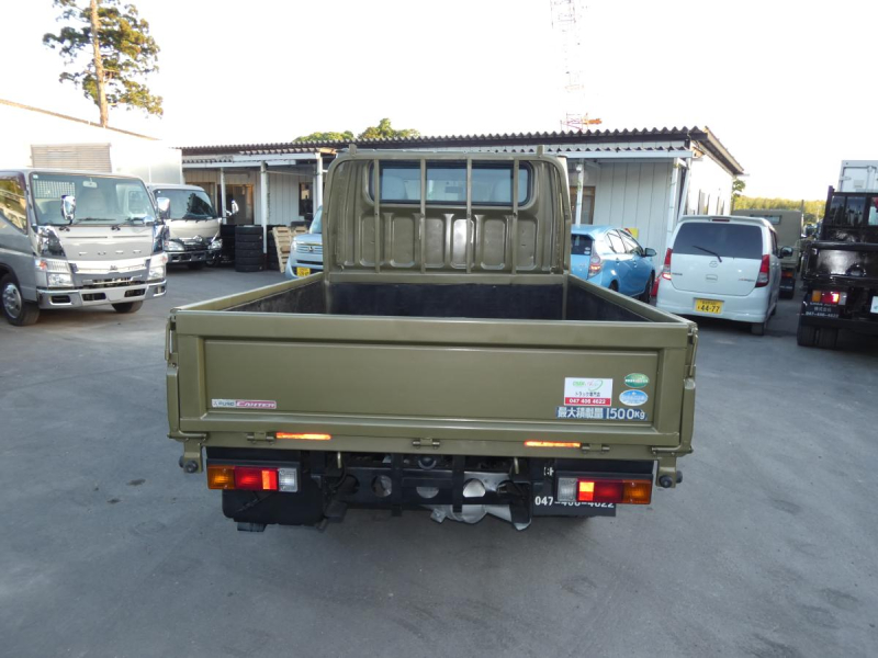 H27 1.5トン Wキャブ オートマ|中古トラックの販売・買取・査定のアイナビ