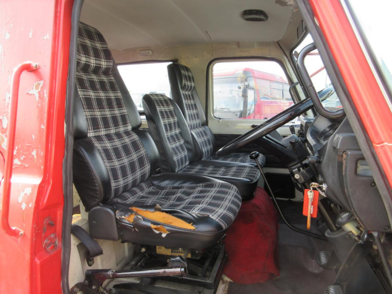 昭和57年 コンドル 消防車 Wキャブ !!|中古トラックの販売・買取・査定のアイナビ