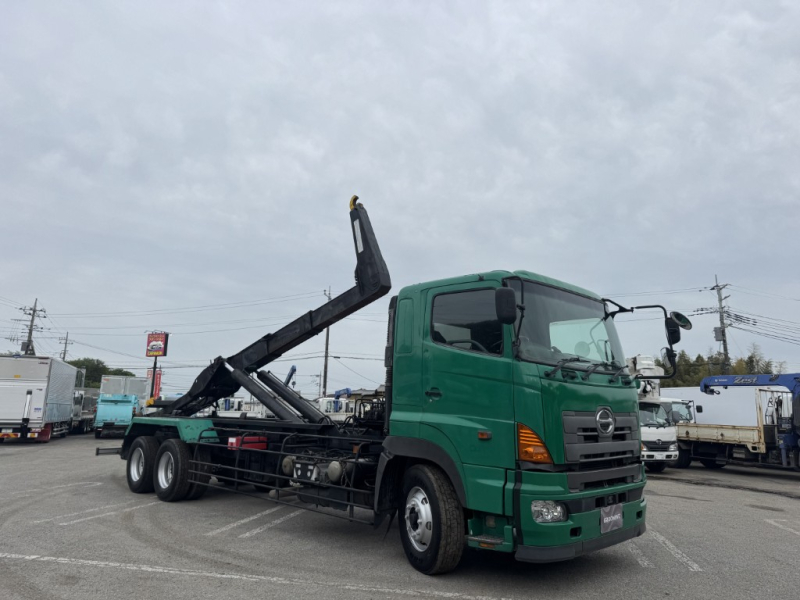 25tアームロール 2デフ 新明和 CCA1414-21 F7|中古トラックの販売・買取・査定のアイナビ
