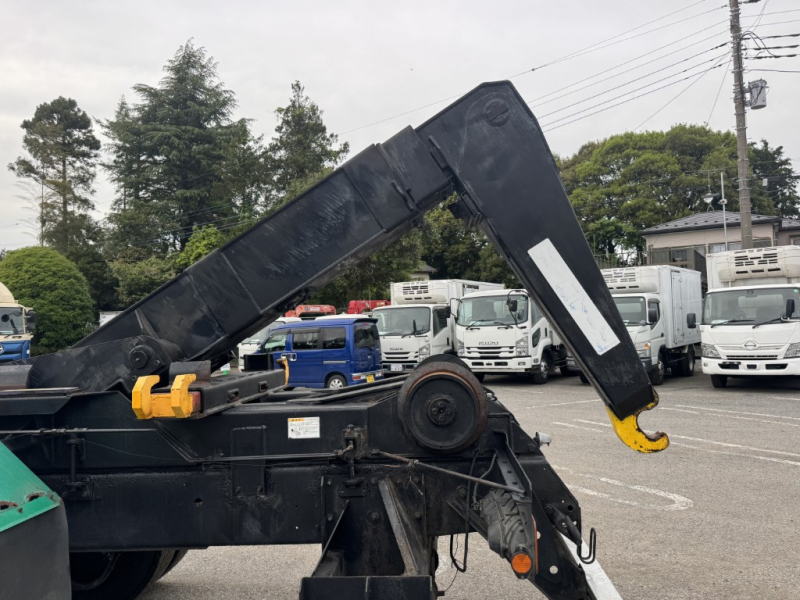 25tアームロール 2デフ 新明和 CCA1414-21 F7|中古トラックの販売・買取・査定のアイナビ