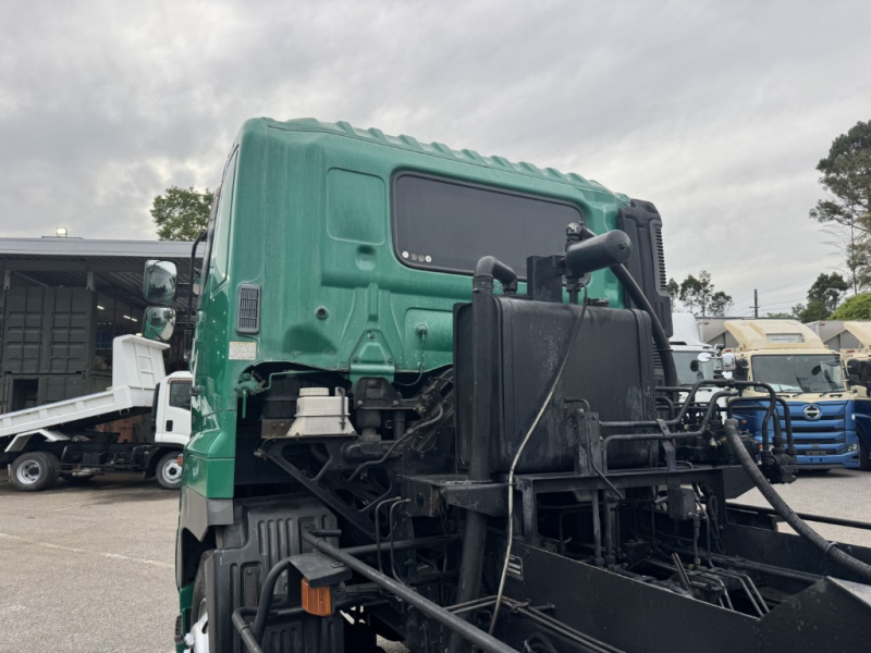25tアームロール 2デフ 新明和 CCA1414-21 F7|中古トラックの販売・買取・査定のアイナビ
