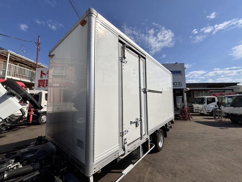 標準ロングパネルバン 跳ね上げゲート付|中古トラックの販売・買取・査定のアイナビ