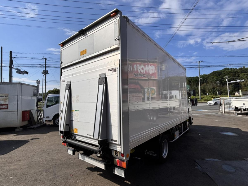 標準ロングパネルバン 跳ね上げゲート付|中古トラックの販売・買取・査定のアイナビ