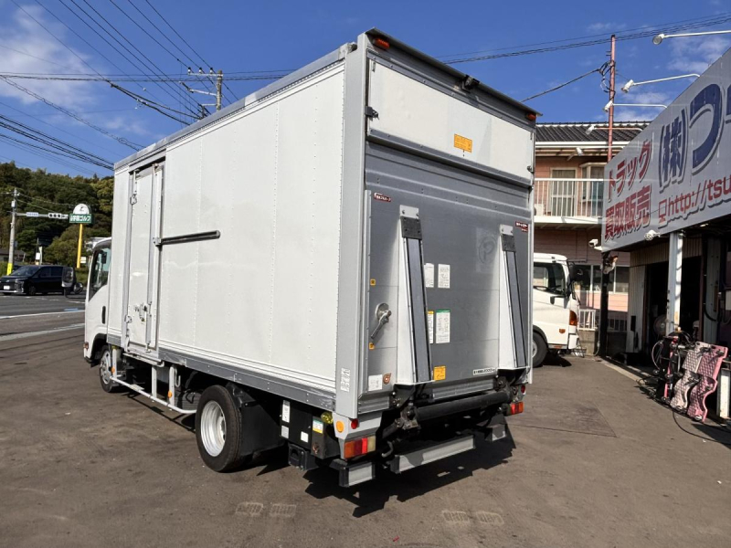 標準ロングパネルバン 跳ね上げゲート付|中古トラックの販売・買取・査定のアイナビ