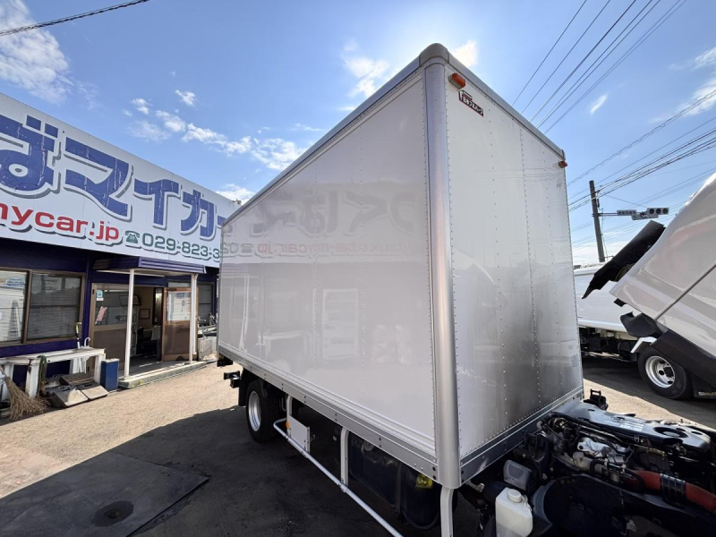標準ロングパネルバン 跳ね上げゲート付|中古トラックの販売・買取・査定のアイナビ