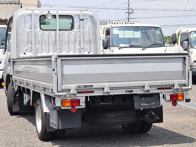 平ボディ　ジャストロー　セーフティセンス　積載1550kg|中古トラックの販売・買取・査定のアイナビ