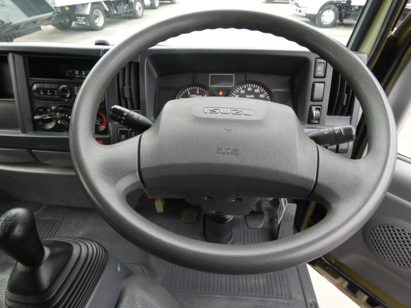 H31 2トン Wキャブ マニュアル 260456|中古トラックの販売・買取・査定のアイナビ