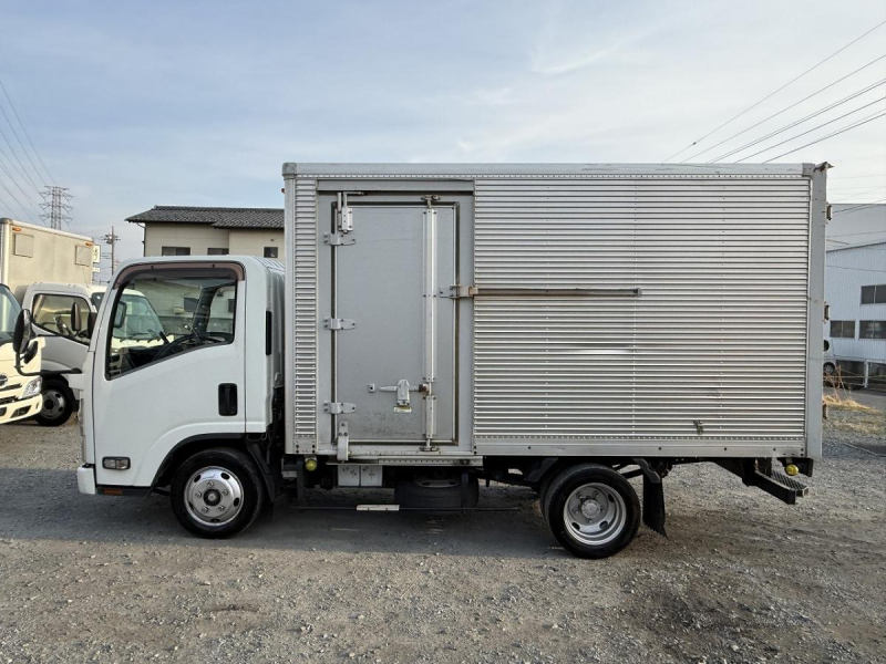 2t積・標準セミロング・左スライドドア・AT・5t未満|中古トラックの販売・買取・査定のアイナビ