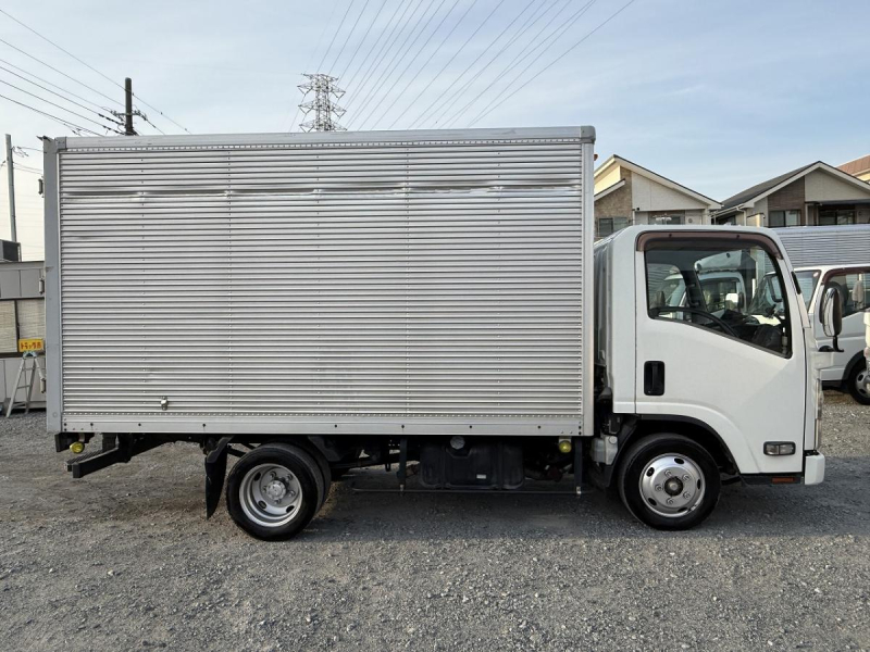 2t積・標準セミロング・左スライドドア・AT・5t未満|中古トラックの販売・買取・査定のアイナビ