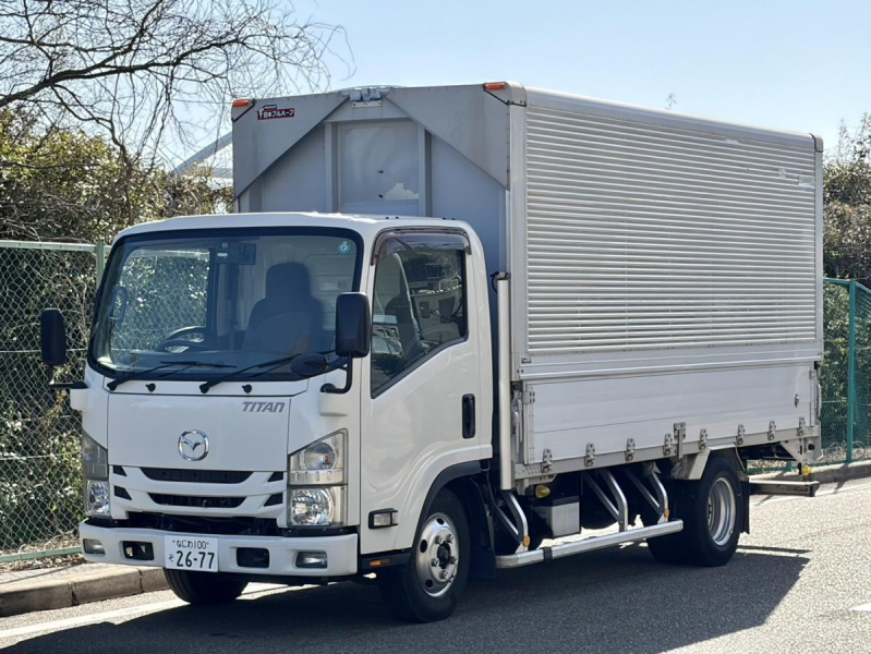 平成30年式TRG-LMR85AN積載2.8t検査付標準ロングウイング|中古トラックの販売・買取・査定のアイナビ