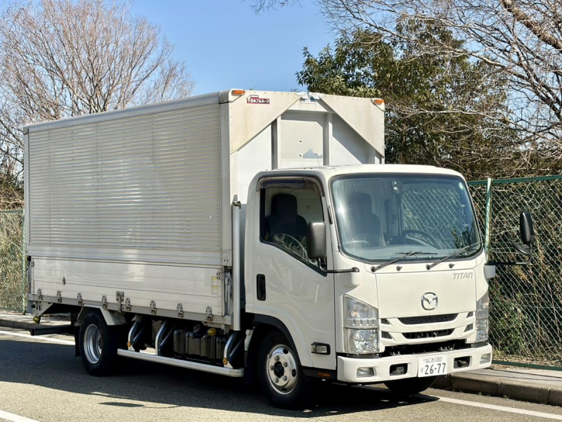 平成30年式TRG-LMR85AN積載2.8t検査付標準ロングウイング|中古トラックの販売・買取・査定のアイナビ