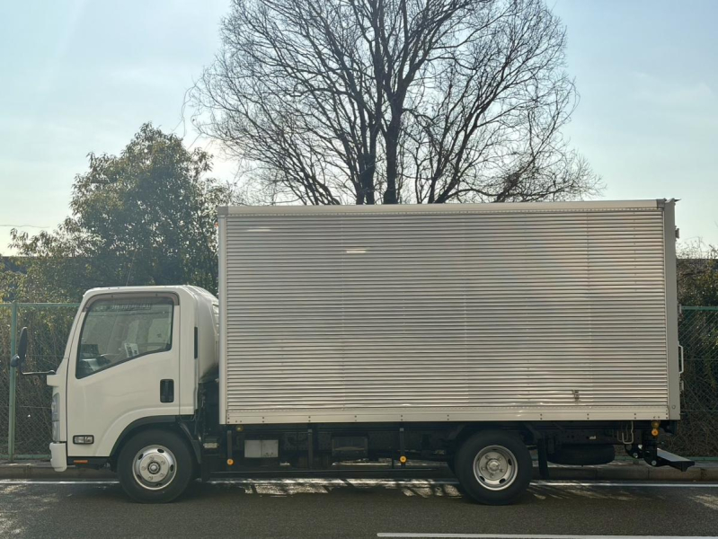 H29年式 TRG-NPR85AN ワイドロング 積載3t 6M/T アルミバン|中古トラックの販売・買取・査定のアイナビ