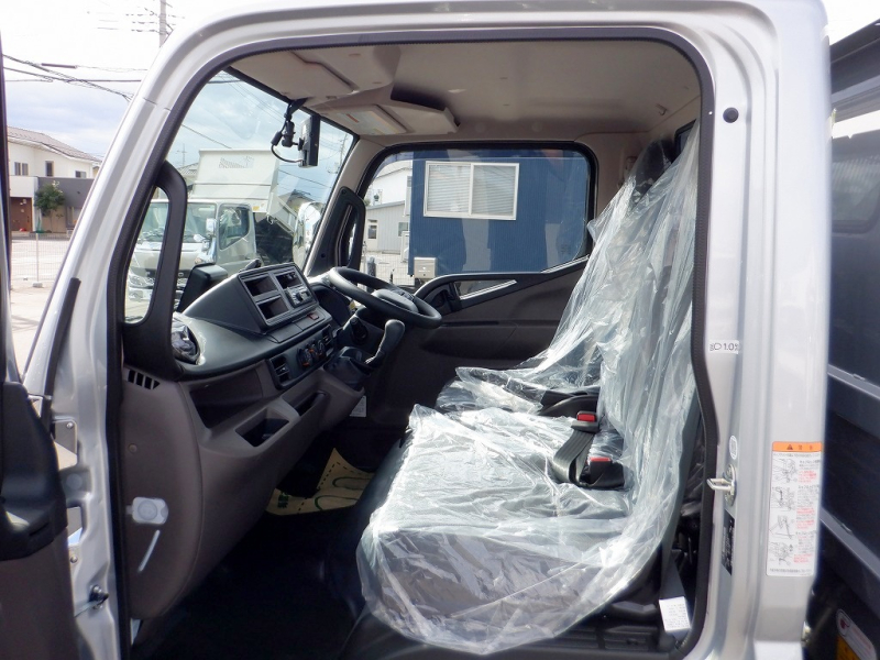 3t　新明和　土砂ダンプ　全低　強化　液晶モニター　未使用車|中古トラックの販売・買取・査定のアイナビ