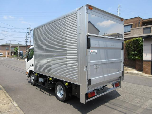 日野 バン車 デュトロ|中古トラックの販売・買取・査定のアイナビ
