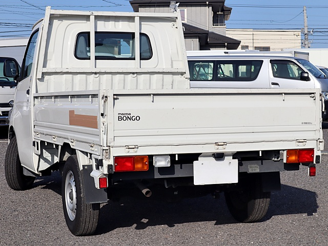 積載800Kg 平ボディ AT限定&新普通免許対応 PCS|中古トラックの販売・買取・査定のアイナビ