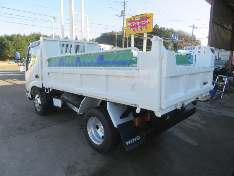 H27年デュトロ小型登録4ON極東製高床3tダンプ外装仕上済|中古トラックの販売・買取・査定のアイナビ