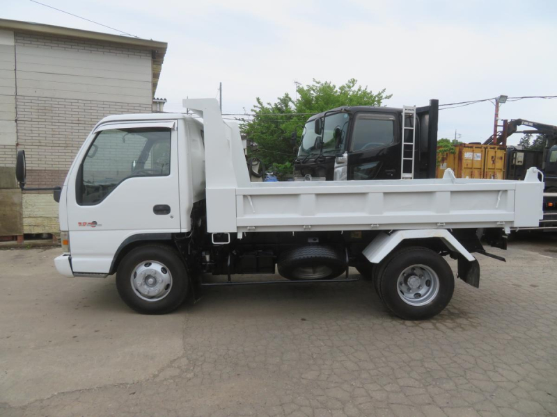 低走行7万キロ 車検付　平成15年エルフ 新明和ダンプ積載3500|中古トラックの販売・買取・査定のアイナビ