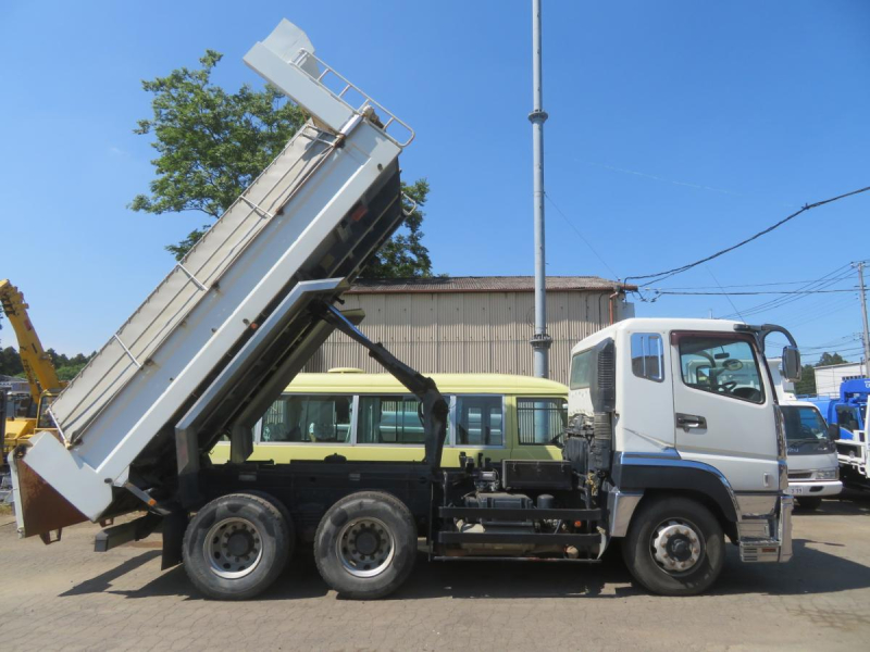 走行40万キロH26年スーパーグレートダンプ極東製510×2202デフ|中古トラックの販売・買取・査定のアイナビ