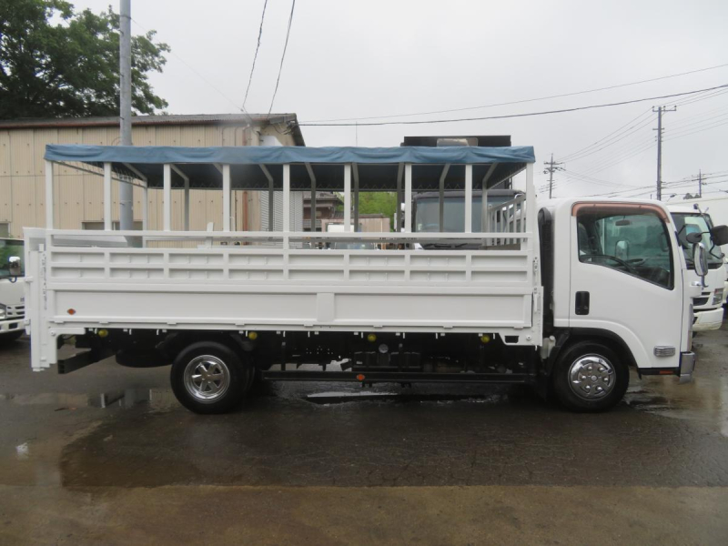 H25年エルフワイド超ロング高床 家畜運搬車PG付　幌新品3.5t積み|中古トラックの販売・買取・査定のアイナビ