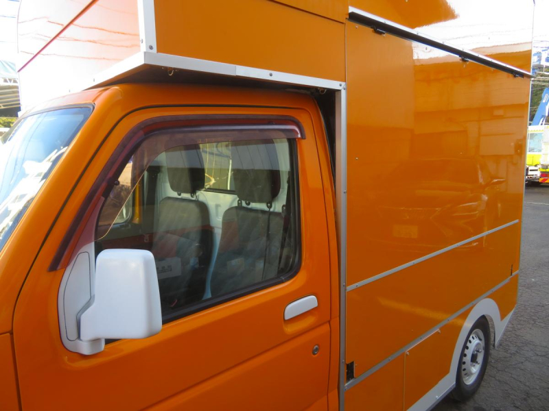 軽登録低走行H24年キャリイ車検付加工車キッチンカー新規製作|中古トラックの販売・買取・査定のアイナビ