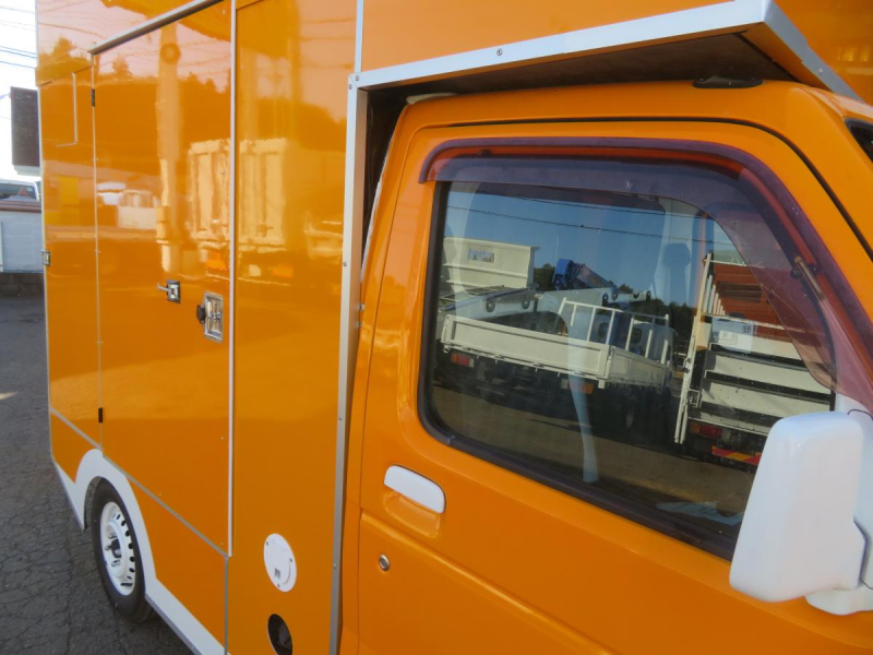軽登録低走行H24年キャリイ車検付加工車キッチンカー新規製作|中古トラックの販売・買取・査定のアイナビ