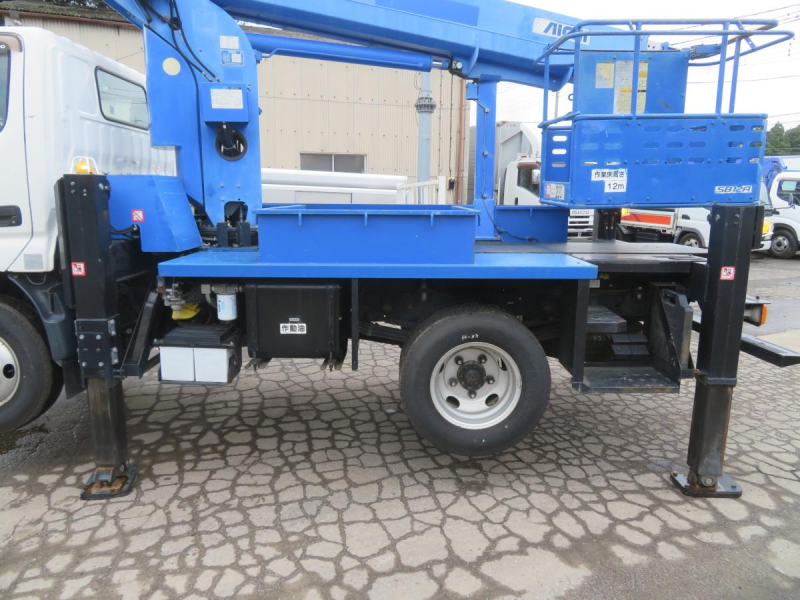 H24年デュトロ 高所作業車 アイチ12m高所作業車 低走行3万キロ台|中古トラックの販売・買取・査定のアイナビ